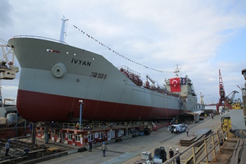 NB 73 M/T IVYAN LAUNCHING